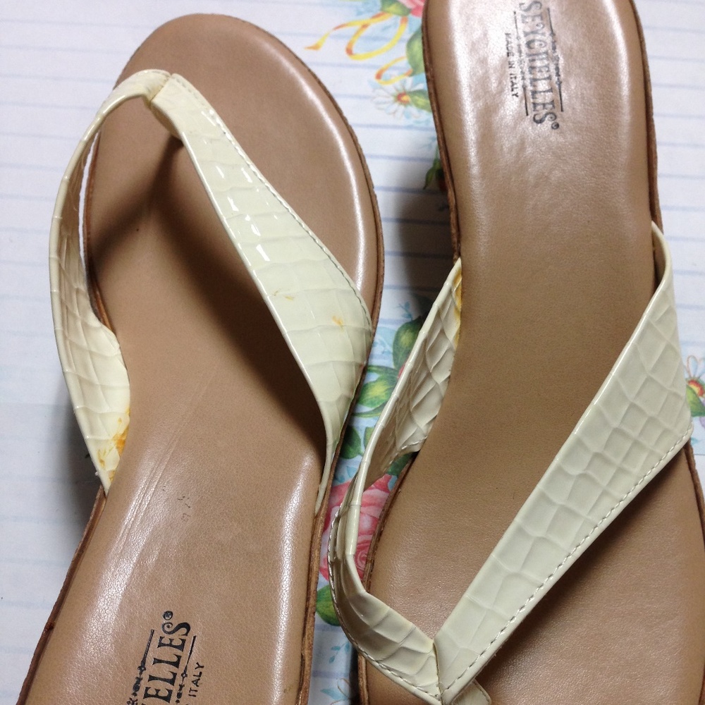 Seychelles 'Santorini' Wedge Heel Thong Flip Flops - Picture 2 of 8